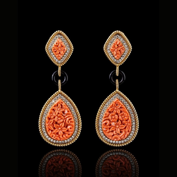 Medea, Hard stone and diamond earrings
